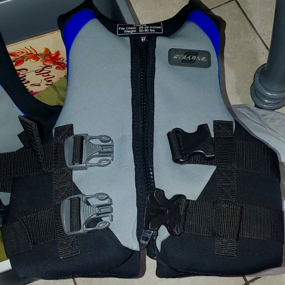 Stearns Youth Life Vest